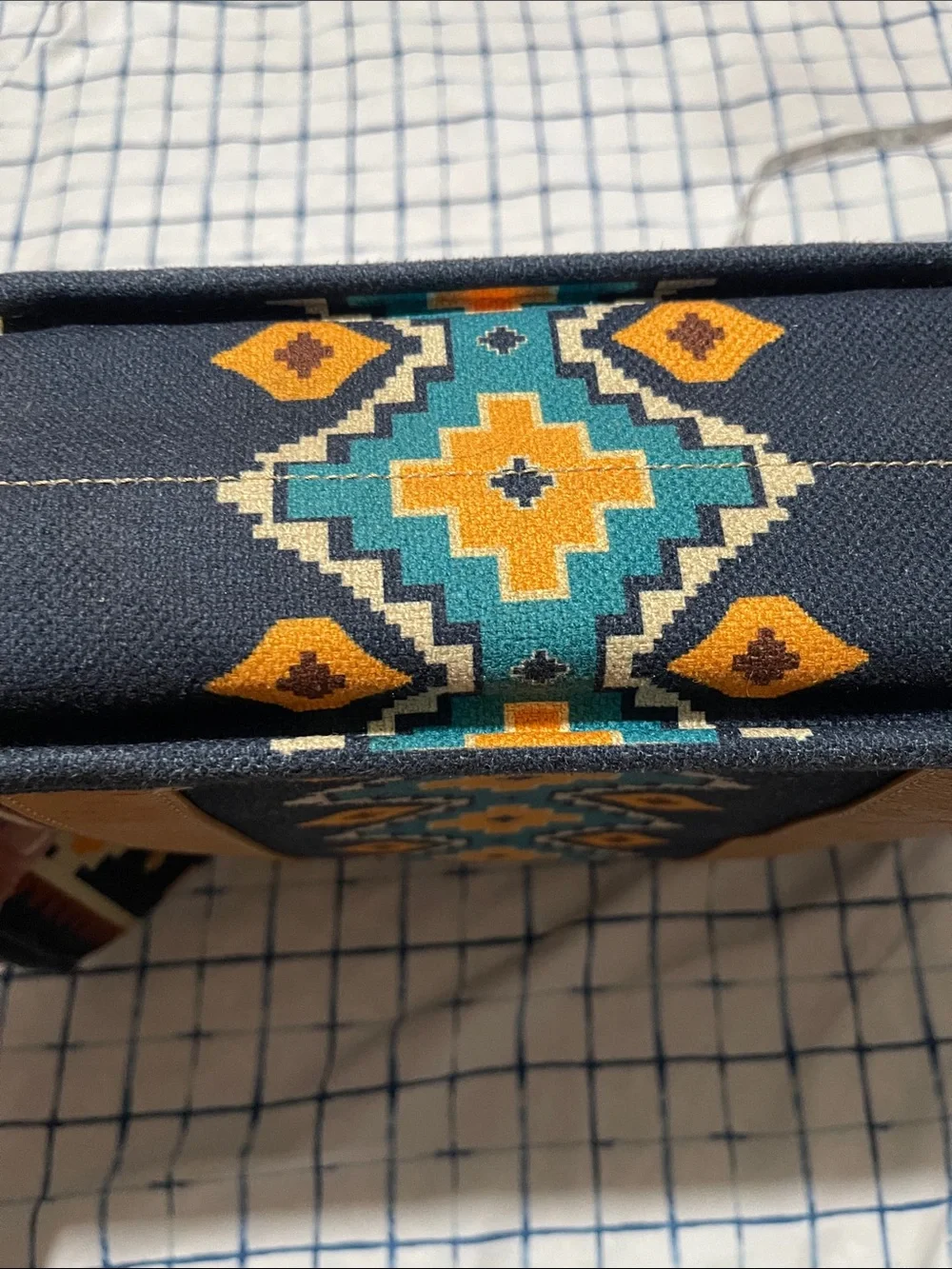 Wrangler tote bold